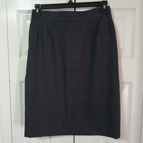 スカート Salvatore Ferragamo Black Stretch Wool Blend Skirt FERRAGAMO Stretch wool-blend maxi skirt | NET-A-PORTER